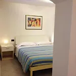 Il Patio 3* マナローラ
